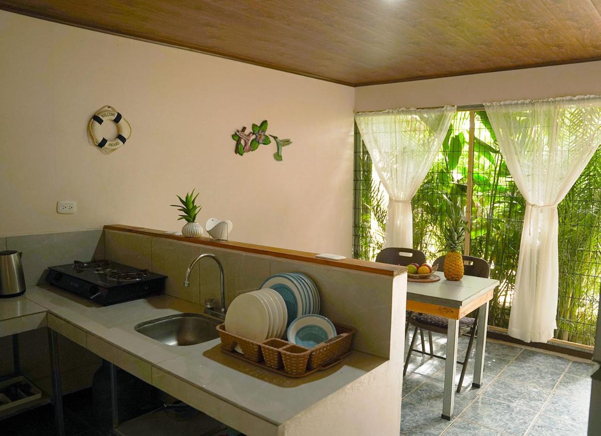Apartamentos Y Studios Brisas Del Mar Santa Teresa Playa Santa Teresa  Екстериор снимка