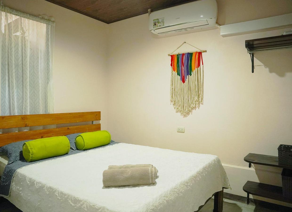 Apartamentos Y Studios Brisas Del Mar Santa Teresa Playa Santa Teresa  Екстериор снимка