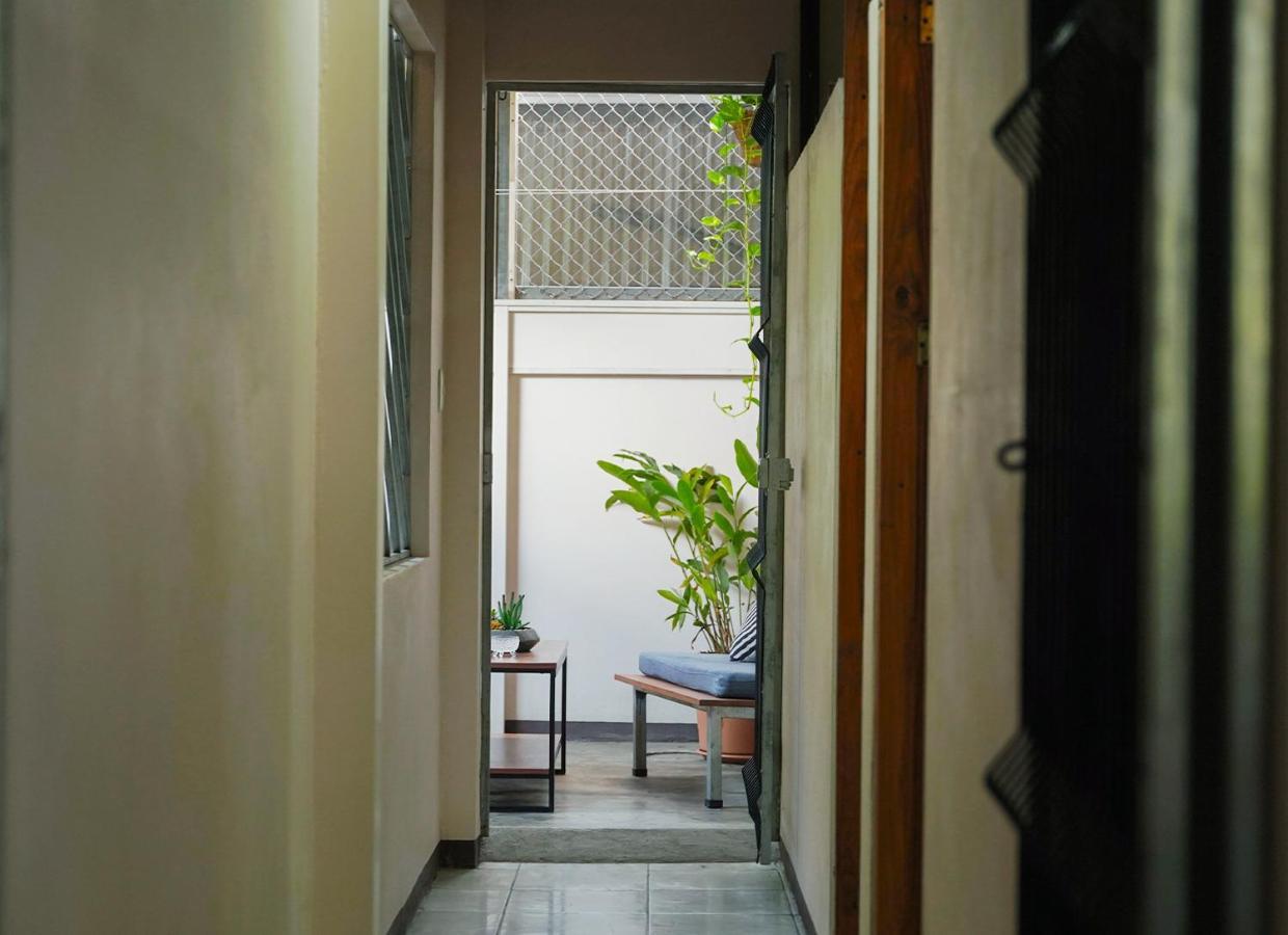Apartamentos Y Studios Brisas Del Mar Santa Teresa Playa Santa Teresa  Екстериор снимка